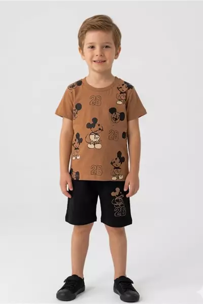 /resimler/cacheweb/urunler/2-9-yas-yazlik-erkek-cocuk-takim-miki-baskili-kahverengi1_176434.webp?v=639099653293835000