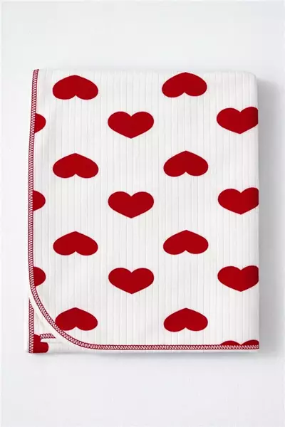 /resimler/cacheweb/urunler/80x80-cm-cift-katli-penye-battaniye-buyuk-kalpli-kirmizi1_179813.webp?v=639117017475931347