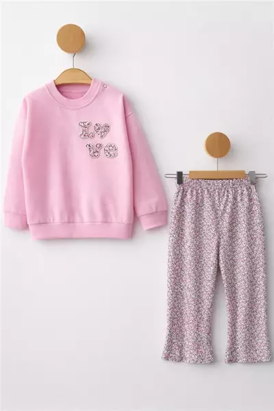 /resimler/cacheweb/urunler/anilco_6-24_ay_penye_kiz_bebek_takim_love_pembe1_170059.webp?v=639023690207272734