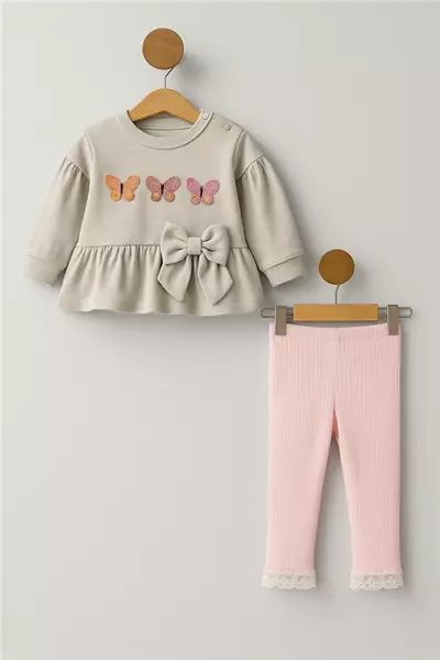 /resimler/cacheweb/urunler/baby_mii_0-3-6-9_ay_penye_kiz_bebek_takim_kelebek_nakisli_pembe1_168789.webp?v=639002047262226554