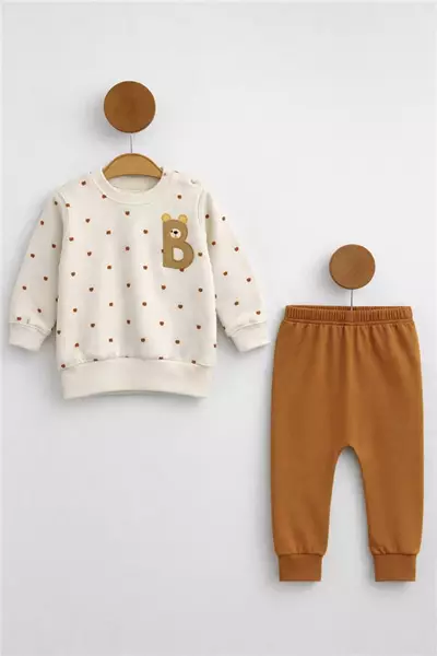 /resimler/cacheweb/urunler/babygo_6-24_ay_penye_bebek_takim_b_nakisli_tarcin1_170040.webp?v=639023679653692469