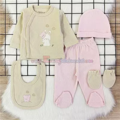 /resimler/cacheweb/urunler/bebitof_0-3_ay_ayi_ve_tavsan_nakisli_5_parca_bebek_zibin_seti_pudra1_128741.webp?v=638548430981934074