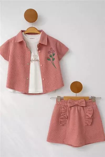 /resimler/cacheweb/urunler/bomlo-6-24-ay-cicek-nakisli-sort-etekli-kiz-bebek-takim-pudra1_177726.webp?v=639113543429915627