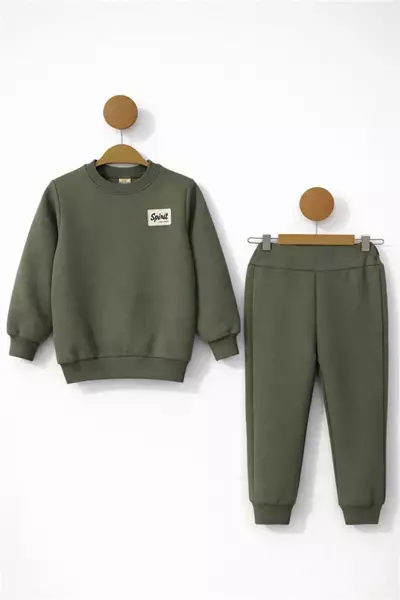 /resimler/cacheweb/urunler/deco-2-5-yas-penye-erkek-cocuk-takim-spirit-yesil1_169811.webp?v=639021103181500516