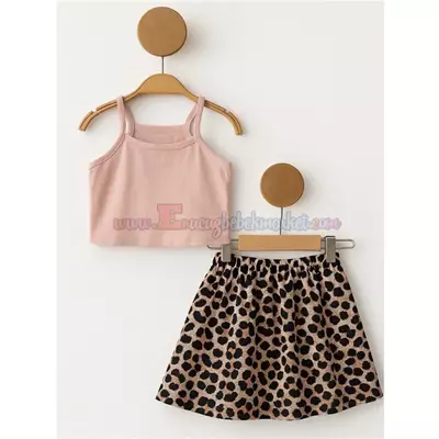 /resimler/cacheweb/urunler/deco-kids-3-7-yas-ip-askili-crop-ve-leopar-etekli-kiz-takim-pudra1_156001.webp?v=638830986034735195