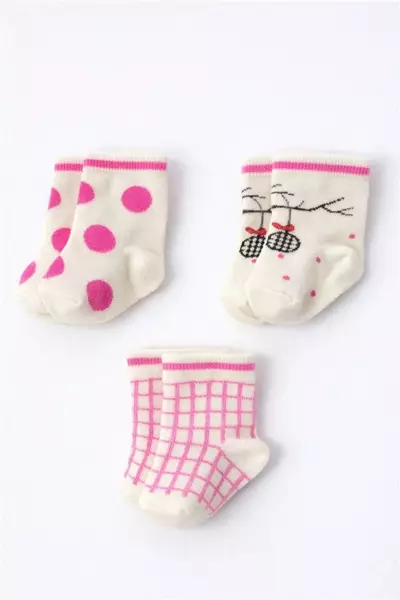 /resimler/cacheweb/urunler/kral_baby_0-3_ay_penye_bebek_corap_kareli_puanli_pembe_krem1_174687.webp?v=639075495335063050