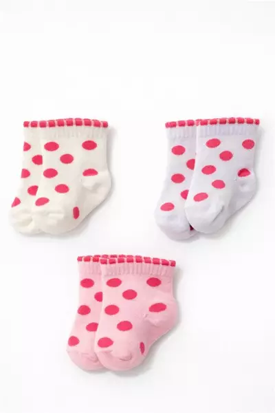 /resimler/cacheweb/urunler/kral_baby_0-3_ay_penye_bebek_corap_puanli_beyaz_pembe1_174682.webp?v=639075490428238155