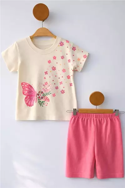 /resimler/cacheweb/urunler/krc-1-2-3-yas-cicekli-kelebek-baskili-kiz-bebek-takim-koyu-pembe1_176014.webp?v=639094379520795265