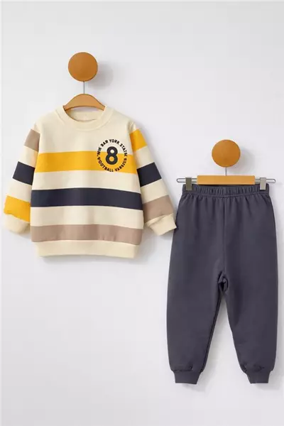 /resimler/cacheweb/urunler/krms_2-5_yas_cizgili_8_erkek_cocuk_takim_fume1_171453.webp?v=639047013936965256