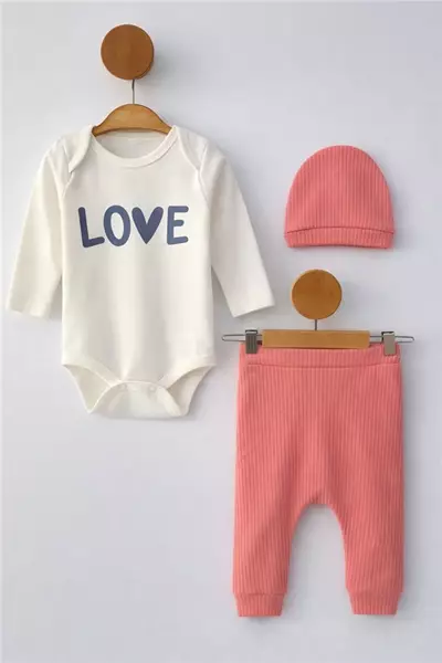 /resimler/cacheweb/urunler/lamra-0-3-6-9-ay-love-baskili-3lu-kiz-bebek-takim-pudra1_173471.webp?v=639060810802366983