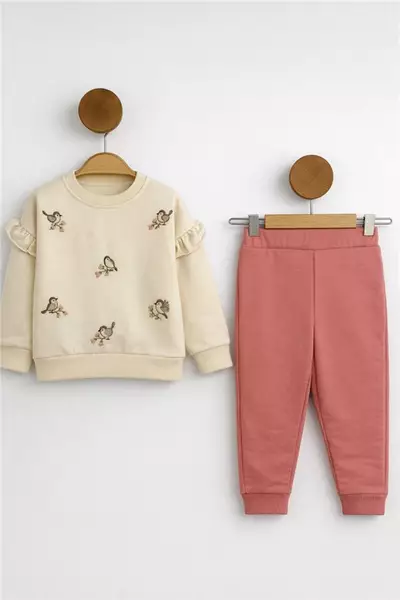 /resimler/cacheweb/urunler/memoza_6-24_ay_penye_kiz_bebek_takim_kus_nakisli_pudra1_170401.webp?v=639029739038412477