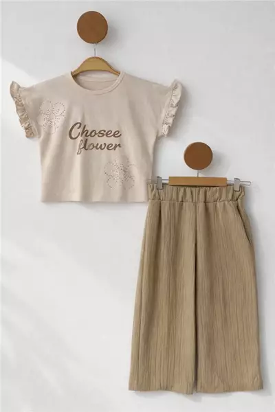 /resimler/cacheweb/urunler/mina-2-5-yas-tasli-cicek-baskili-kiz-cocuk-takim-bej1_176008.webp?v=639094355621904369