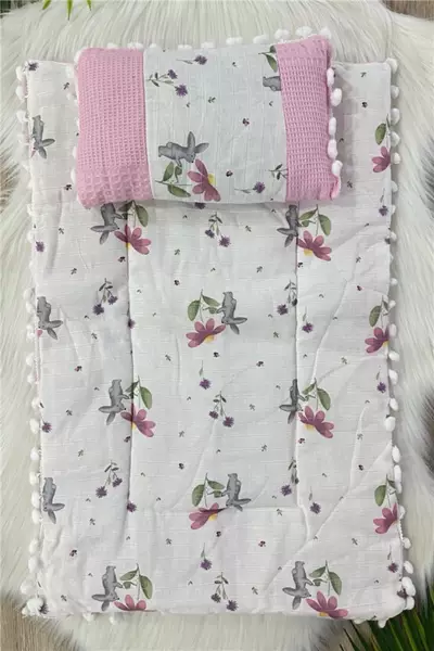 /resimler/cacheweb/urunler/muslin-alt-acma-minderi-ve-yastik-tavsan-pembe1_177001.webp?v=639105718891049862