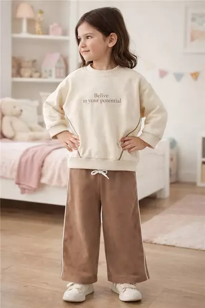 /resimler/cacheweb/urunler/my_bella_2-5_yas_kiz_cocuk_takim_yazi_baskili_krem_kahverengi1_172990.webp?v=639054822460870684