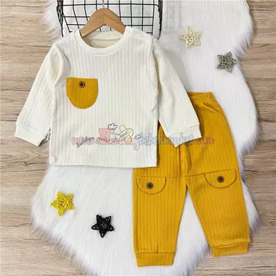 /resimler/cacheweb/urunler/nafitto_6-9-12_ay_penye_bebek_takim_ucakli_cepli_sari1_145961.webp?v=638709220550231088