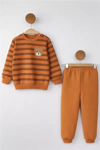 /resimler/cacheweb/urunler/nikuby-6-9-12-18-ay-penye-erkek-bebek-takim-ayicik-nakisli-turuncu1_170383.webp?v=639028893468815864