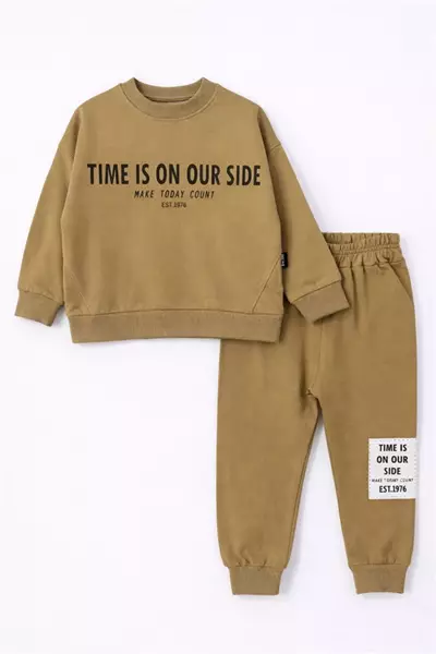 /resimler/cacheweb/urunler/rmc_kids_2-5_yas_erkek_cocuk_takim_yazi_baskili_kahverengi1_172660.webp?v=639050504197929887