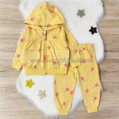 /resimler/cacheweb/urunler/wow_6-24_ay_cepli_cicekli_kiz_bebek_penye_takim_sari1_142085.webp?v=638678064869709531